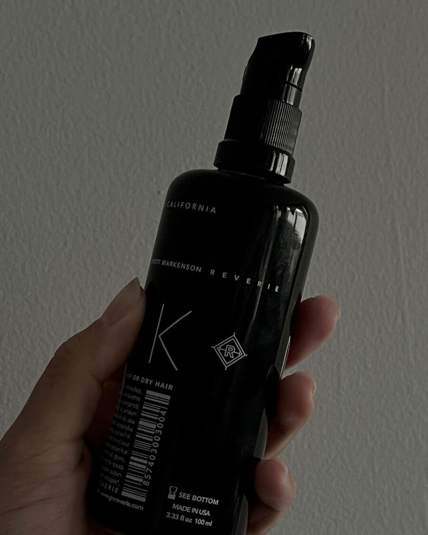 Reverie's Leave-In Conditioner: Where Luxury Meets Nourishment
